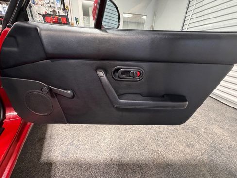 Used 1991 MAZDA MX-5 Miata RWD image 31