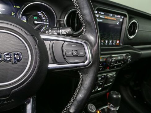 Used 2022 Jeep Wrangler Unlimited Sahara w/ Cold Weather Group image 32