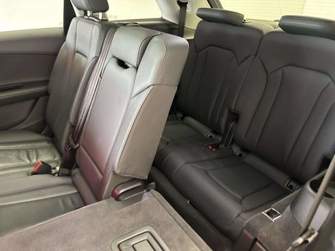 Used 2024 Audi Q7 3.0T Premium Plus AWD/4WD image 15