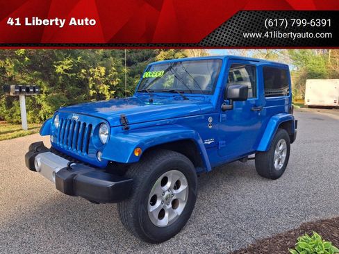 Used 2015 Jeep Wrangler Sahara w/ Connectivity Group AWD/4WD image 1