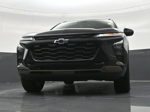 Used 2025 Chevrolet Trax ACTIV w/ Driver Confidence Package FWD image 31