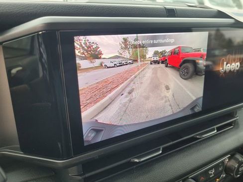 New 2026 Jeep Gladiator Sport image 32