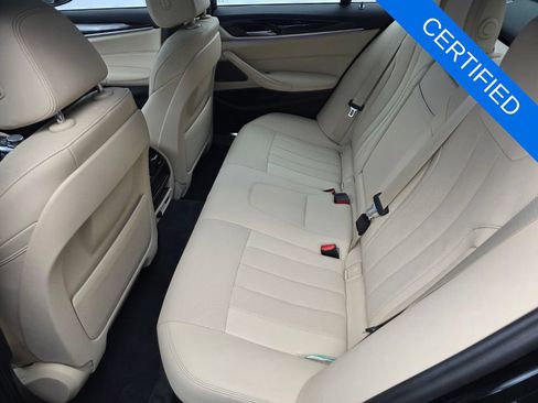 Used 2023 BMW 530i w/ Premium Package RWD image 14