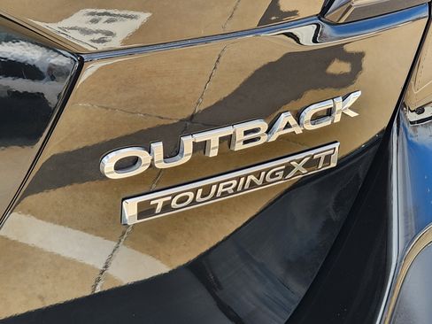 Used 2025 Subaru Outback Touring XT image 14