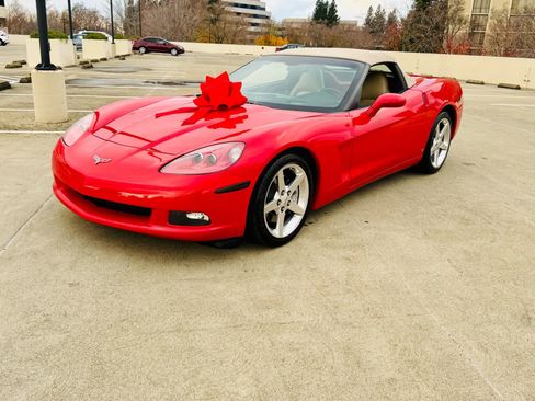 Used 2006 Chevrolet Corvette Convertible w/ Preferred Equipment Group RWD image 50