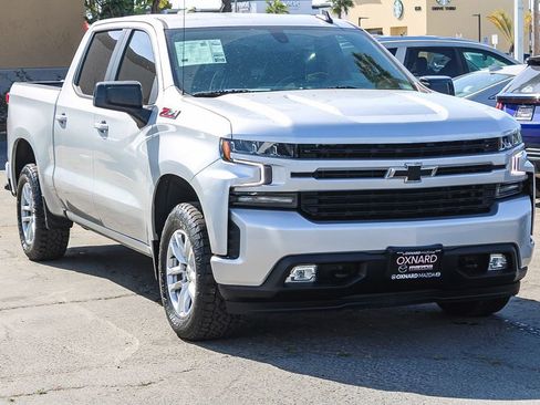 Used 2021 Chevrolet Silverado 1500 RST AWD/4WD image 3