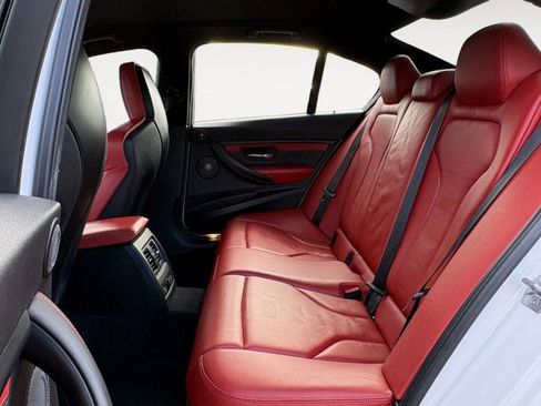 Used 2017 BMW M3 image 5