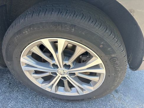 Used 2023 Buick Envision Preferred AWD/4WD image 9