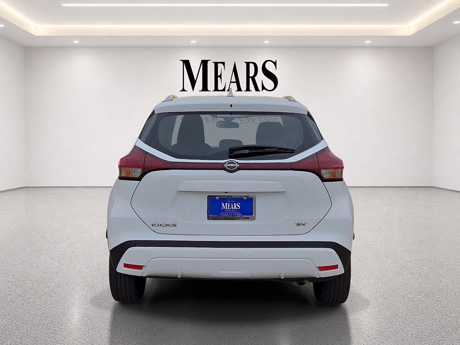 Used 2024 Nissan Kicks SV FWD image 4