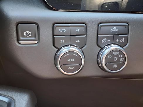 Used 2025 GMC Sierra 1500 Elevation w/ X31 Off-Road Package image 6