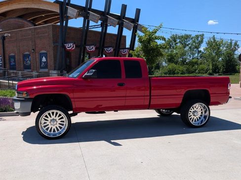 Used 1998 Dodge Ram 2500 Truck 4x4 Quad Cab image 6