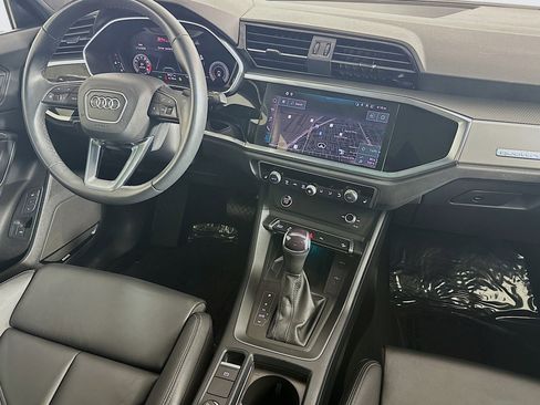 Used 2024 Audi Q3 2.0T Premium Plus image 6