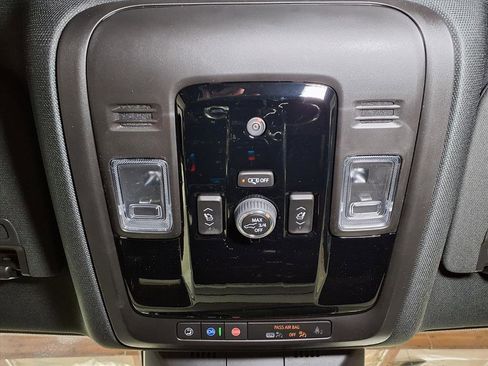 New 2026 Cadillac Escalade 2WD image 19