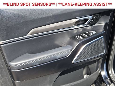 Used 2024 Kia Telluride SX Prestige X-Pro AWD/4WD image 11