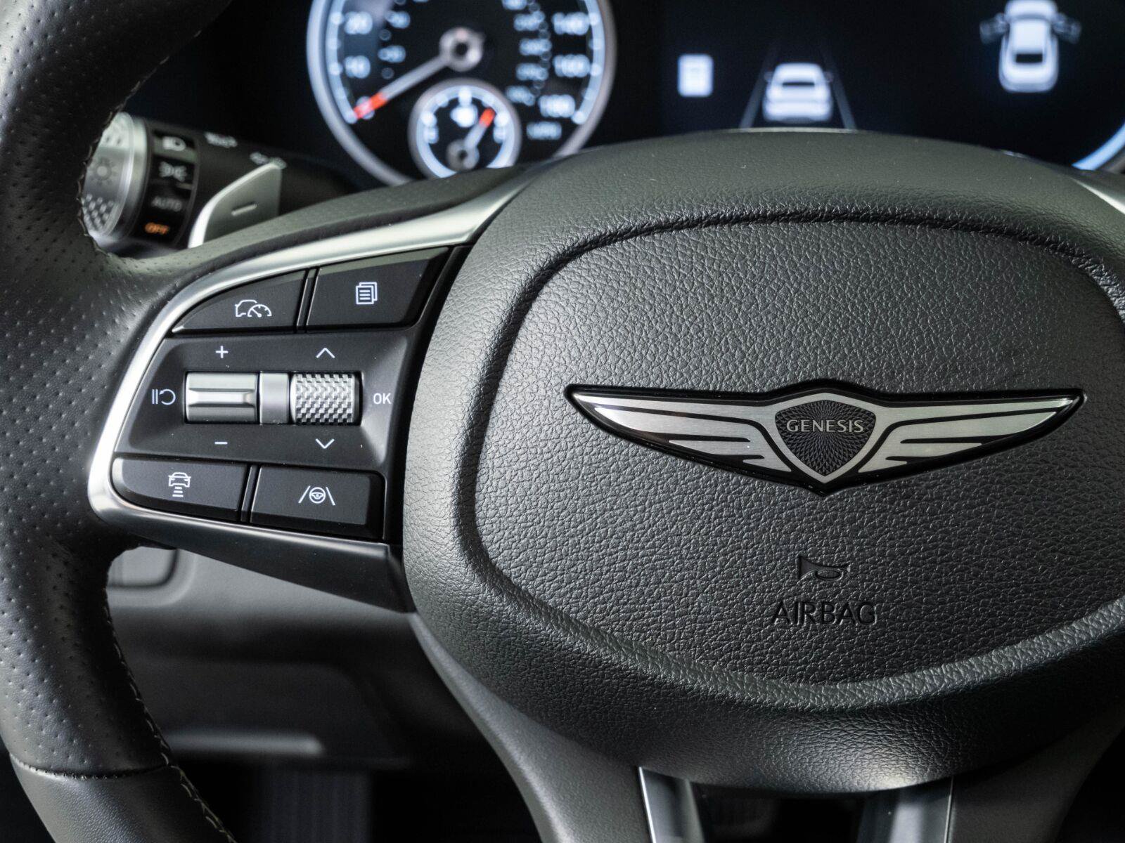 Used 2026 Genesis G70 2.5T Prestige RWD image 10