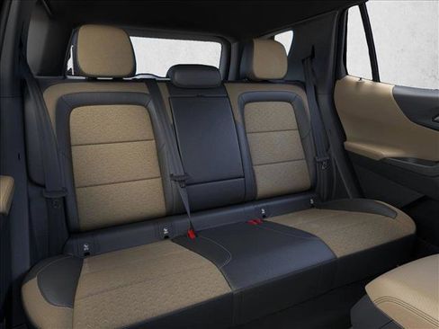 New 2026 Chevrolet Equinox ACTIV w/ Convenience Package III image 17