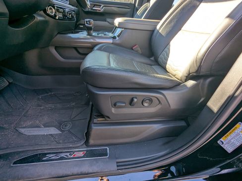 Used 2022 Chevrolet Silverado 1500 ZR2 w/ Technology Package image 17