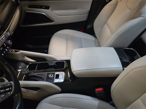 Used 2024 Kia Telluride S w/ S Sunroof Package image 21