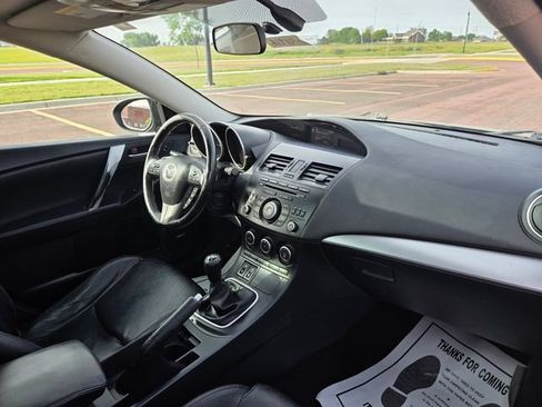 Used 2012 MAZDA MAZDA3 s Grand Touring w/ Tech Pkg FWD image 32