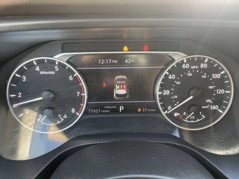 Used 2023 Nissan Rogue SV image 19