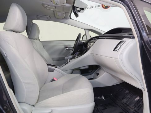 Used 2013 Toyota Prius Three FWD image 11