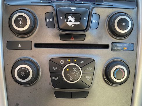 Used 2013 Ford Edge SE FWD image 26
