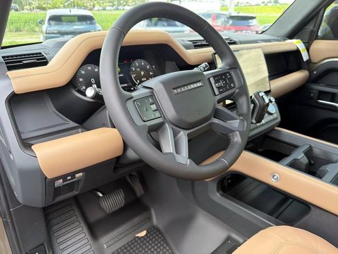 New 2026 Land Rover Defender 110 X-Dynamic SE AWD/4WD image 20
