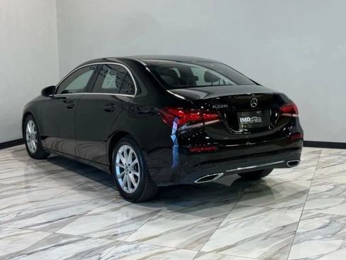 Used 2022 Mercedes-Benz A 220 image 8