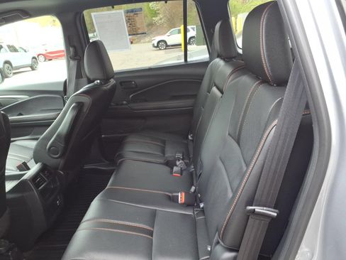 Used 2023 Honda Passport TrailSport image 8