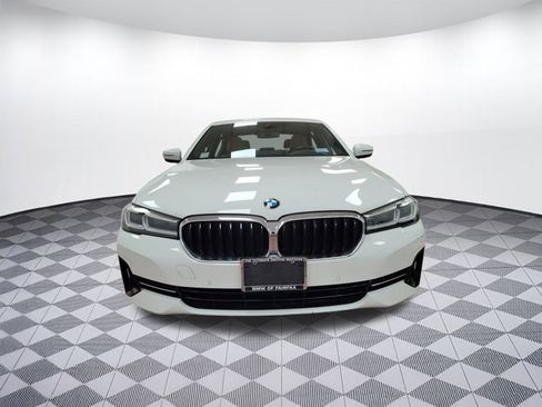 Certified 2022 BMW 530i xDrive w/ Premium Package image 5