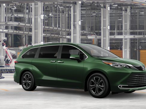 New 2026 Toyota Sienna Platinum AWD/4WD image 14