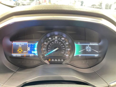 Used 2020 Ford Edge Titanium AWD/4WD image 21