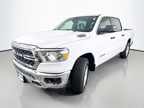 Used 2023 RAM 1500 Big Horn AWD/4WD image 3