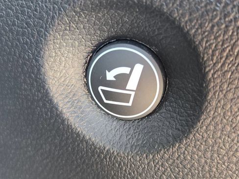 Used 2024 Honda Passport EX-L image 16