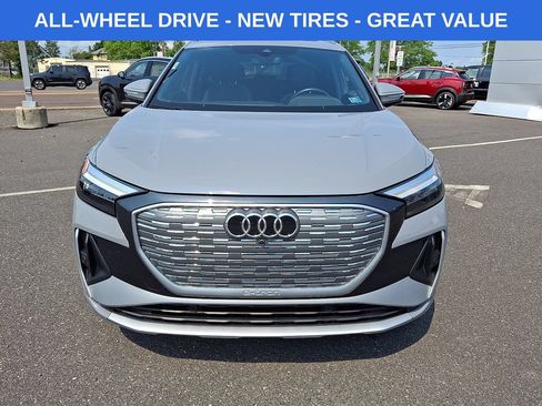 Used 2023 Audi Q4 e-tron Premium AWD/4WD image 2