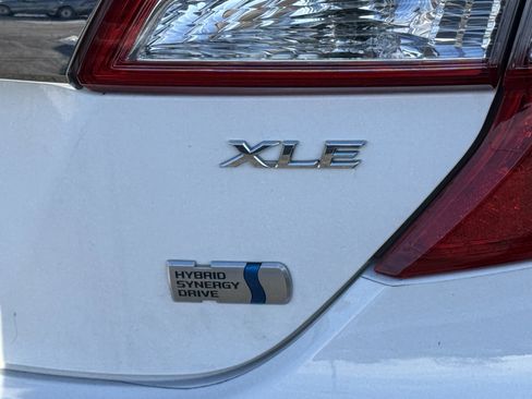 Used 2014 Toyota Camry XLE image 43