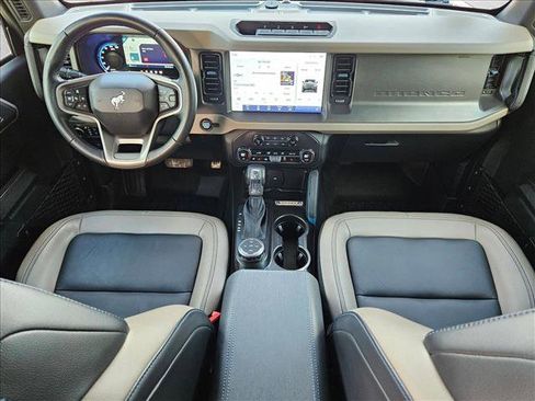 Used 2024 Ford Bronco Wildtrak image 19