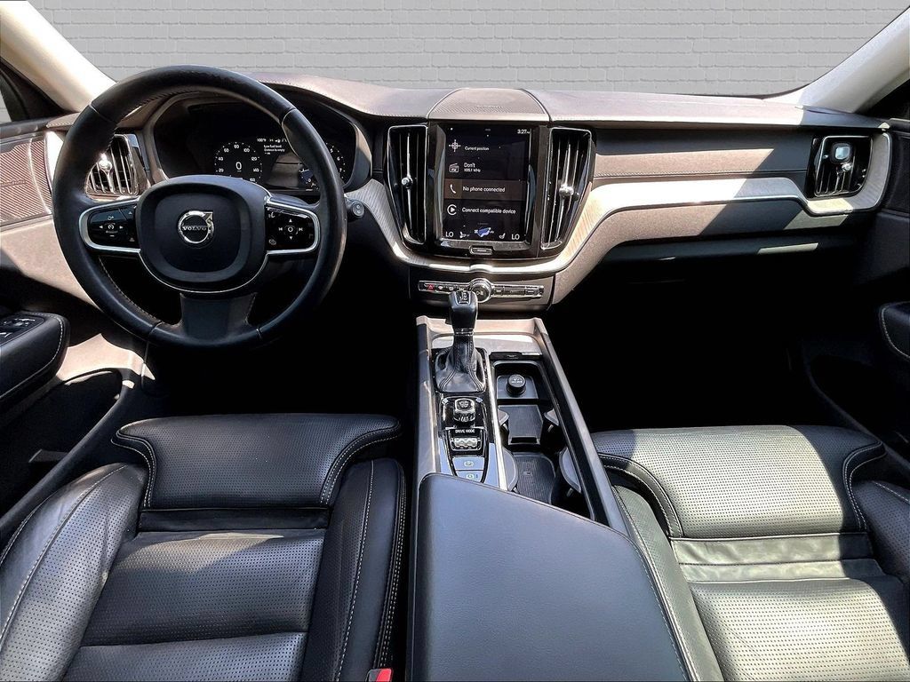 Used 2021 Volvo XC60 T5 Inscription w/ Protection Package Premier FWD image 7