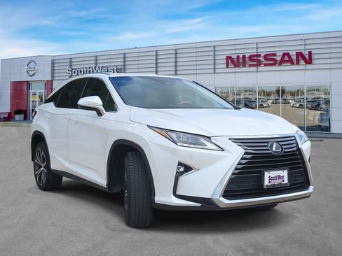 Used 2019 Lexus RX 350 FWD w/ Premium Package image 2