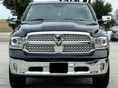 Used 2014 RAM 1500 Laramie w/ Convenience Group RWD image 9