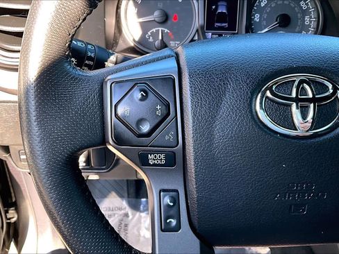 Certified 2021 Toyota Tacoma TRD Off-Road w/ Technology Package image 23