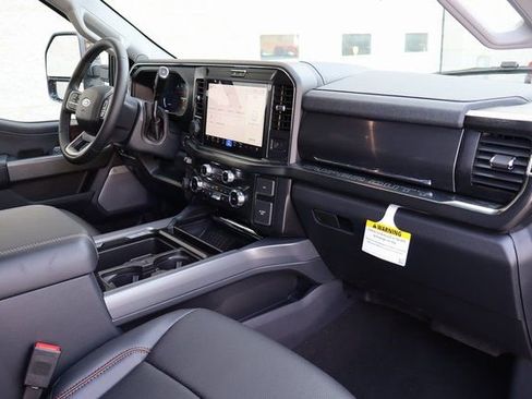 New 2026 Ford F250 Lariat w/ Black Appearance Package image 39