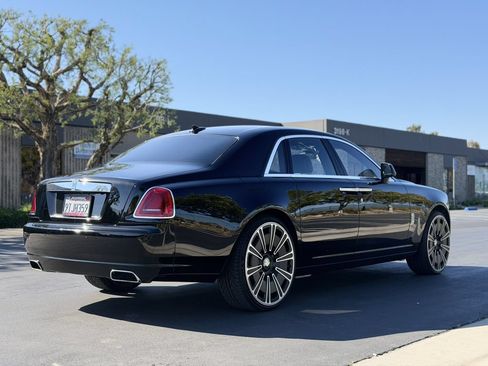 Used 2014 Rolls-Royce Ghost RWD image 8