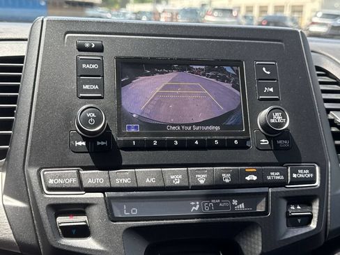 Used 2020 Honda Odyssey LX image 23