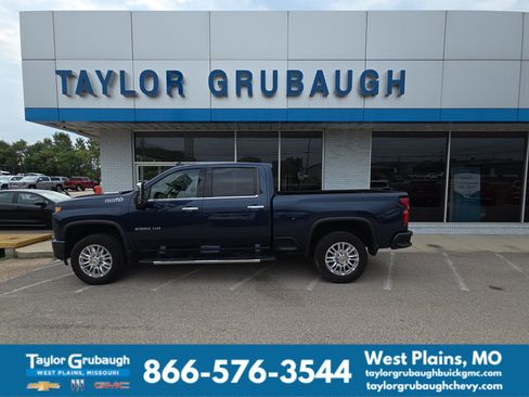 Used 2022 Chevrolet Silverado 2500 High Country AWD/4WD image 1