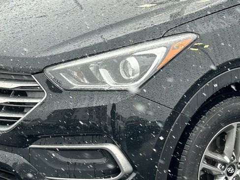 Used 2018 Hyundai Santa Fe Sport image 12