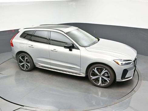 Used 2023 Volvo XC60 B6 Ultimate w/ Protection Package Premier AWD/4WD image 18