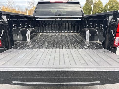 New 2026 GMC Sierra 1500 Elevation image 14