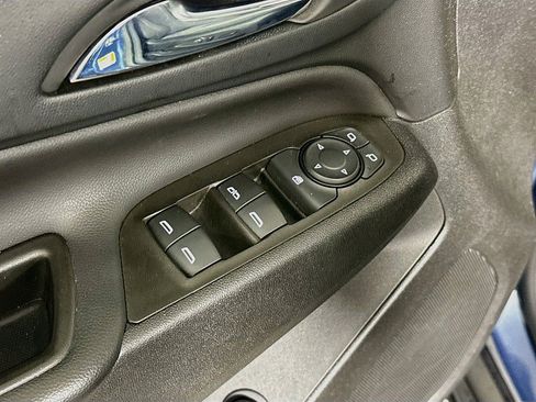 Used 2024 Chevrolet Equinox LT w/ LPO, Floor Liner Package AWD/4WD image 19