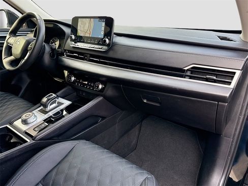 Used 2022 Mitsubishi Outlander SEL image 31